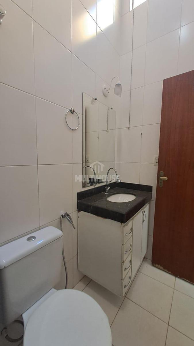 Casa, Santa Branca, 2 Quartos, 1 Vaga