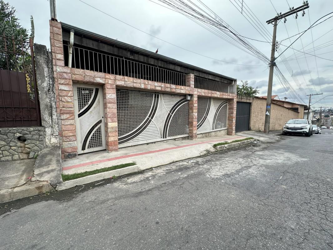 Casa, Ressaca, 3 Quartos, 4 Vagas, 1 Suíte