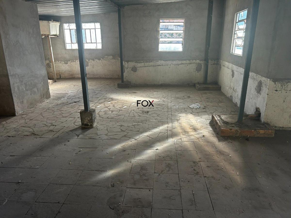 Casa, Nova Esperança, 6 Quartos, 1 Vaga, 1 Suíte