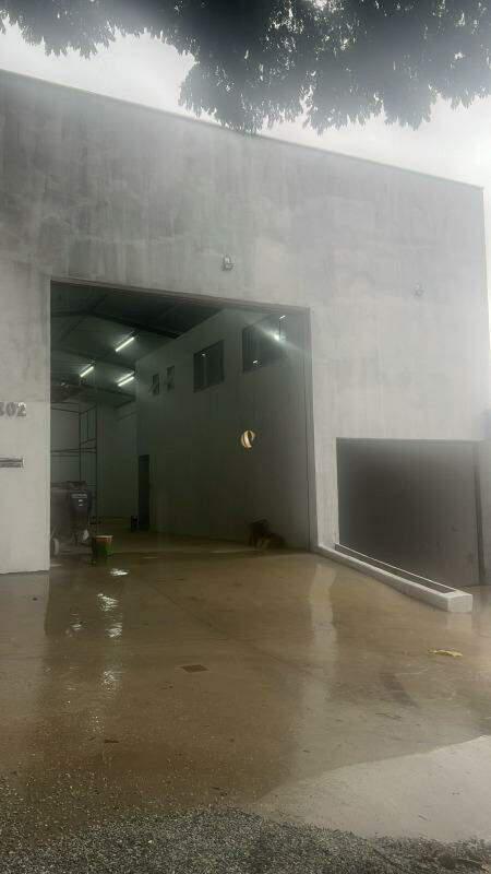 Galpão, Das Industrias I (barreiro), 0 Quarto, 0 Vaga