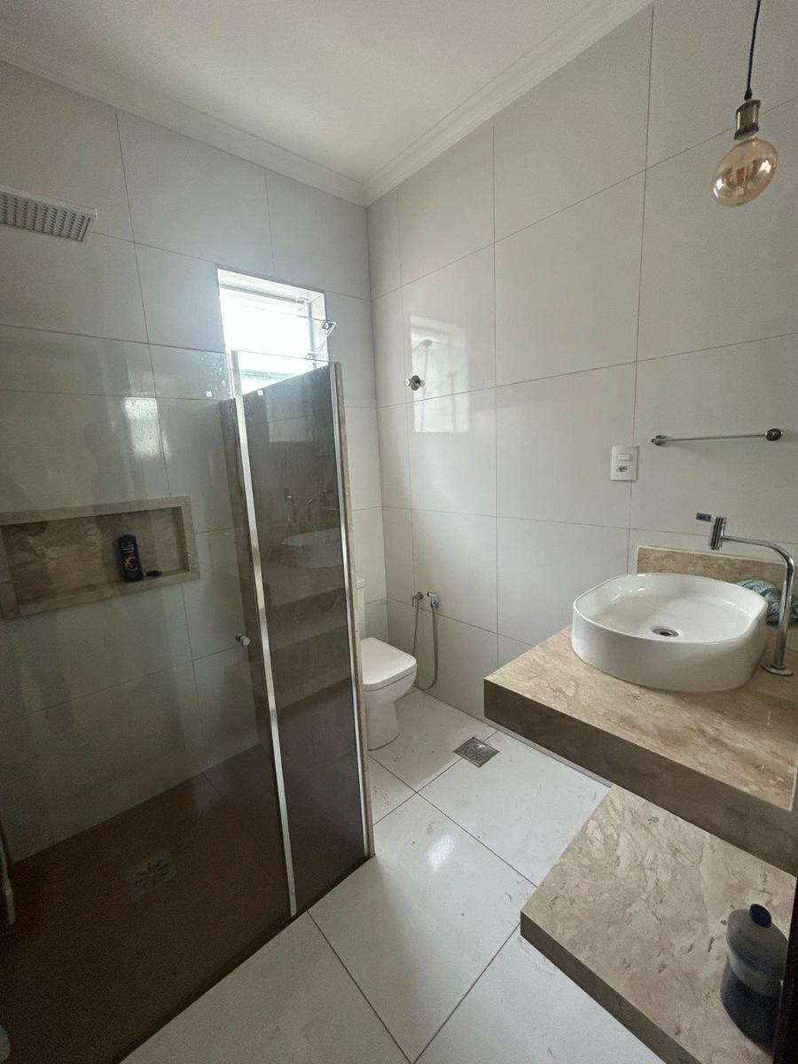 Casa, Centro, 3 Quartos, 1 Vaga, 1 Suíte