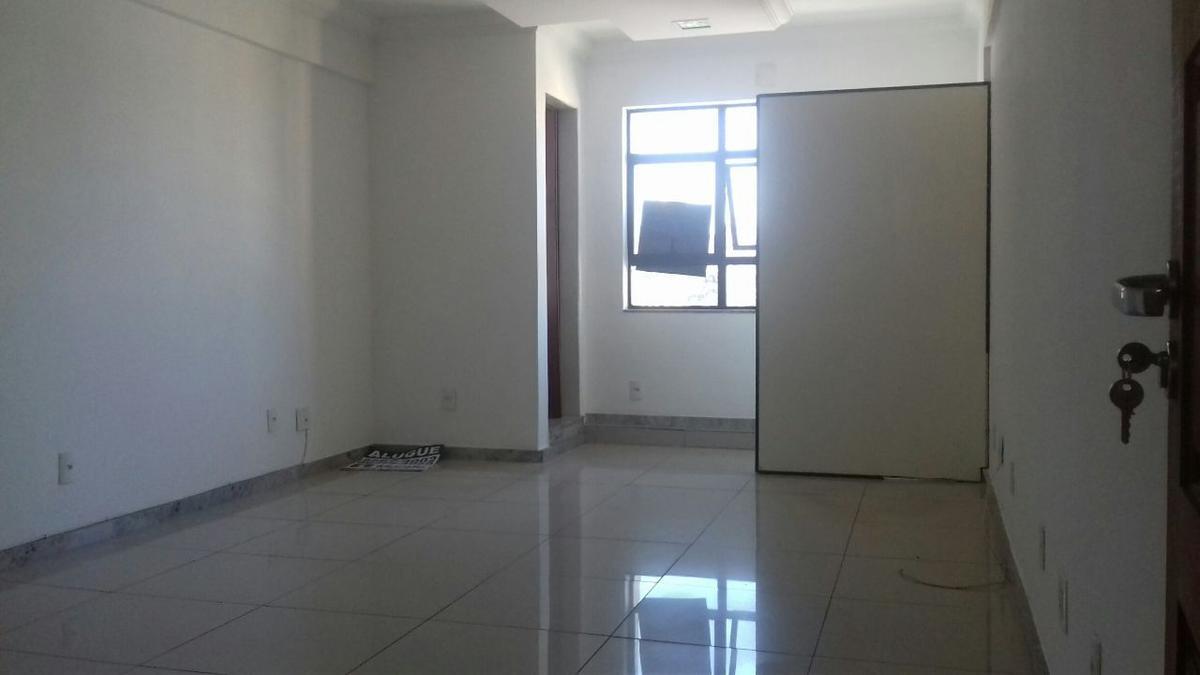 Sala, Barro Preto, 0 Quarto, 0 Vaga, 0 Suíte