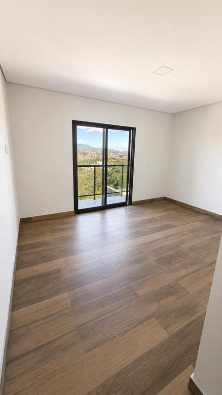 Casa, Masterville, 3 Quartos, 2 Vagas, 1 Suíte