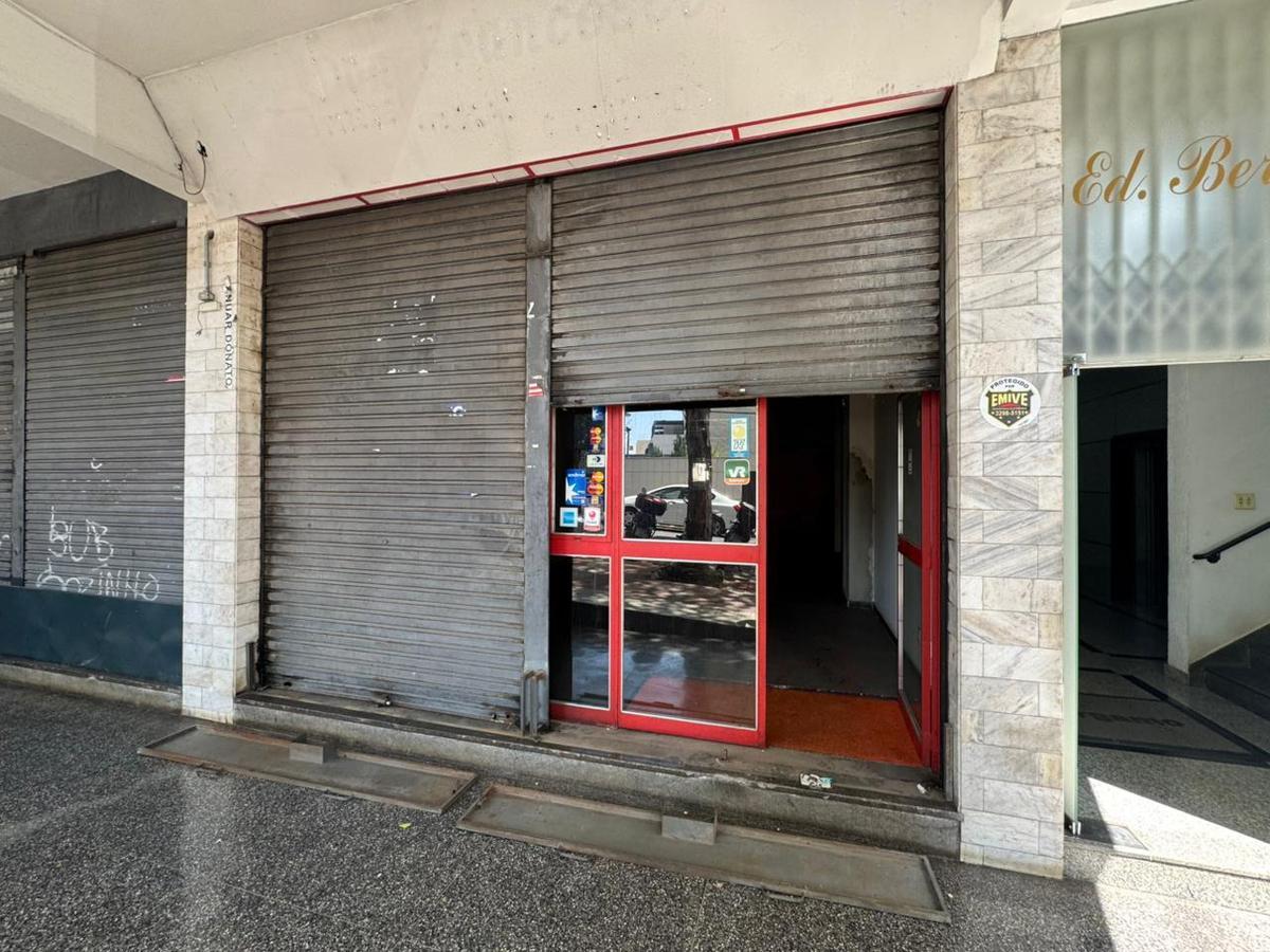 Andar, Serra, 1 Quarto, 0 Vaga