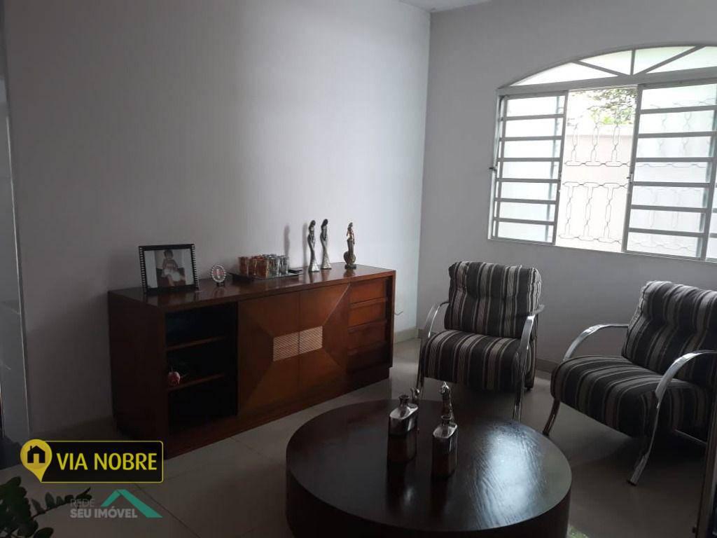 Casa em Condomínio, Santa Amélia, 4 Quartos, 3 Vagas, 2 Suítes