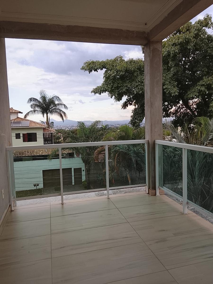 Casa, Trevo, 7 Quartos, 8 Vagas, 3 Suítes