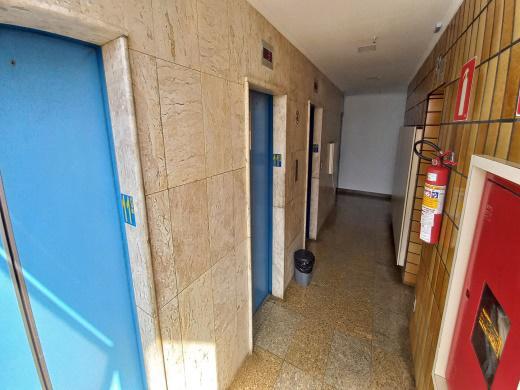 Sala, Funcionários, 0 Quarto, 1 Vaga