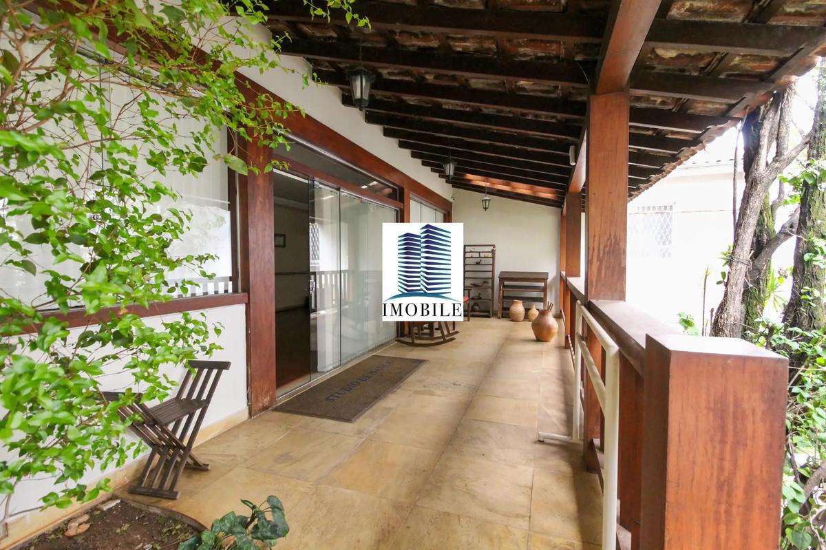 Casa, Serra, 4 Quartos, 5 Vagas, 1 Suíte
