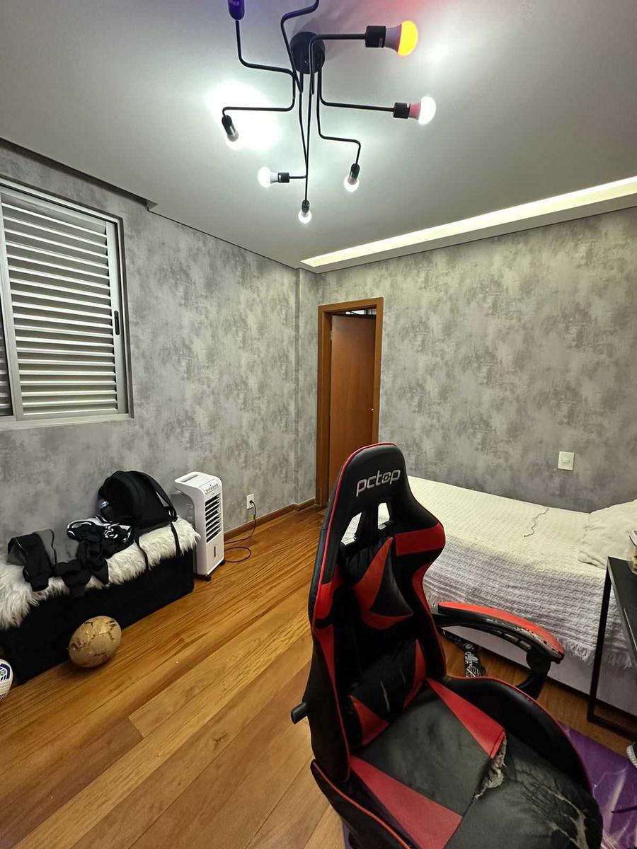 Apartamento, Castelo, 4 Quartos, 3 Vagas, 2 Suítes