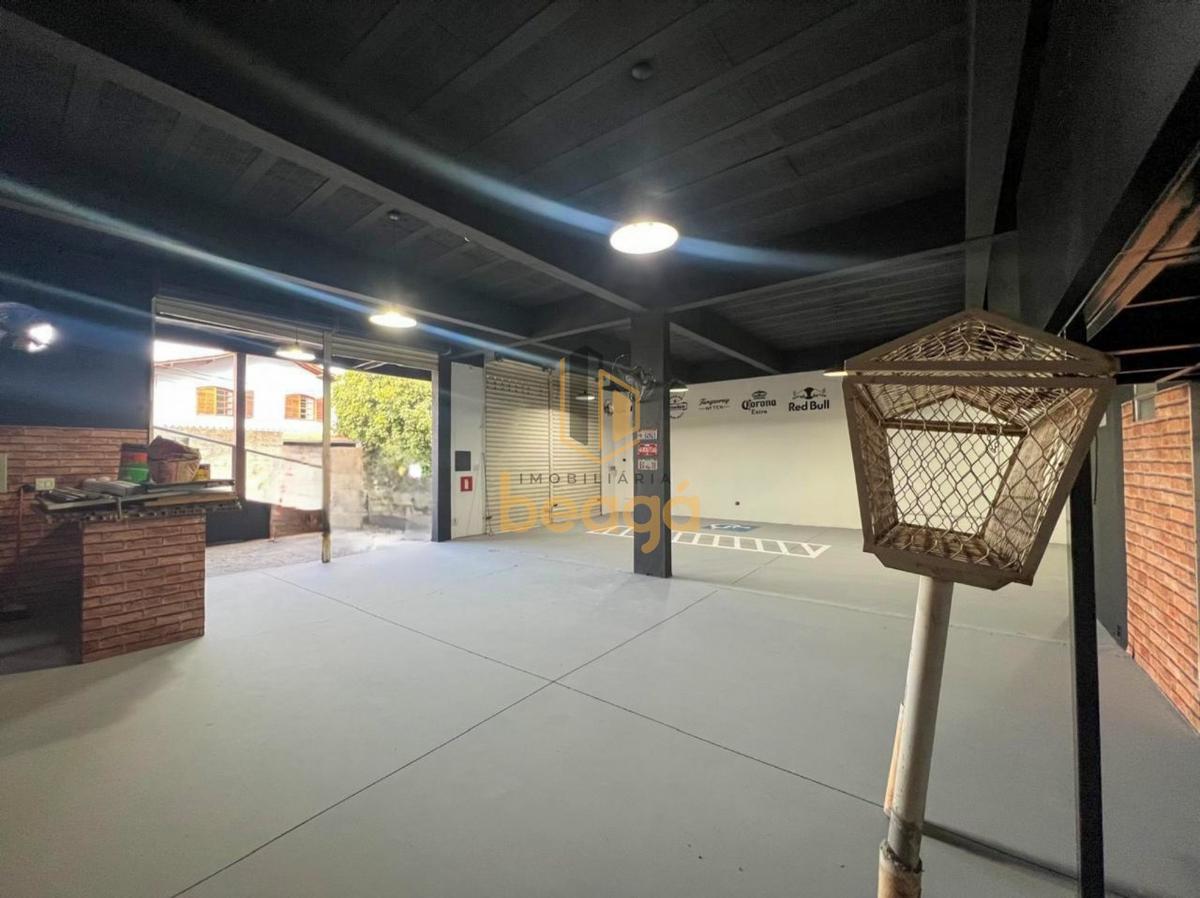 Andar, Coqueiros, 0 Quarto, 4 Vagas