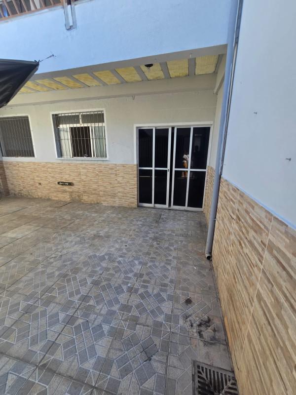 Casa, Parque Turistas, 3 Quartos, 1 Vaga, 1 Suíte