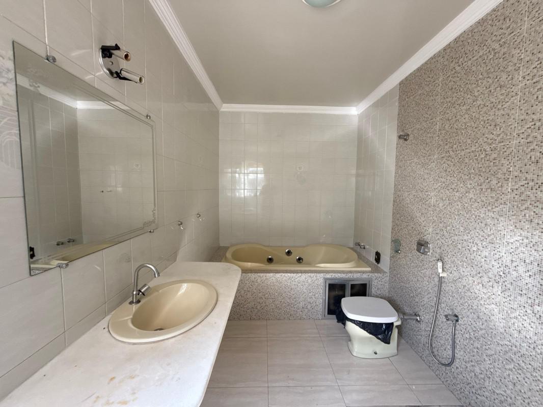 Casa, Planalto, 4 Quartos, 4 Vagas, 1 Suíte
