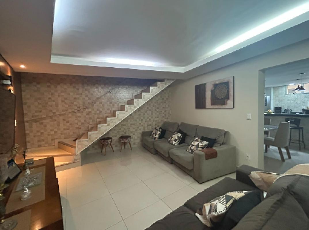 Casa, Grajaú, 4 Quartos, 1 Vaga, 1 Suíte