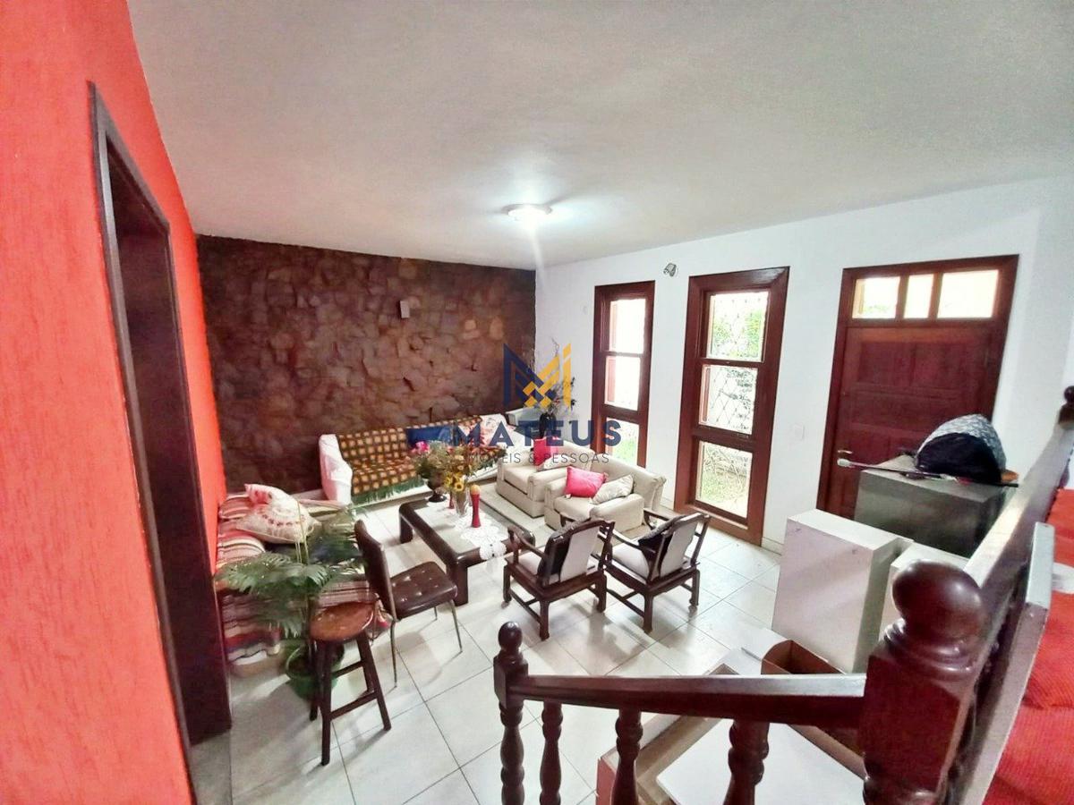 Casa, Carlos Prates, 6 Quartos, 2 Vagas, 2 Suítes