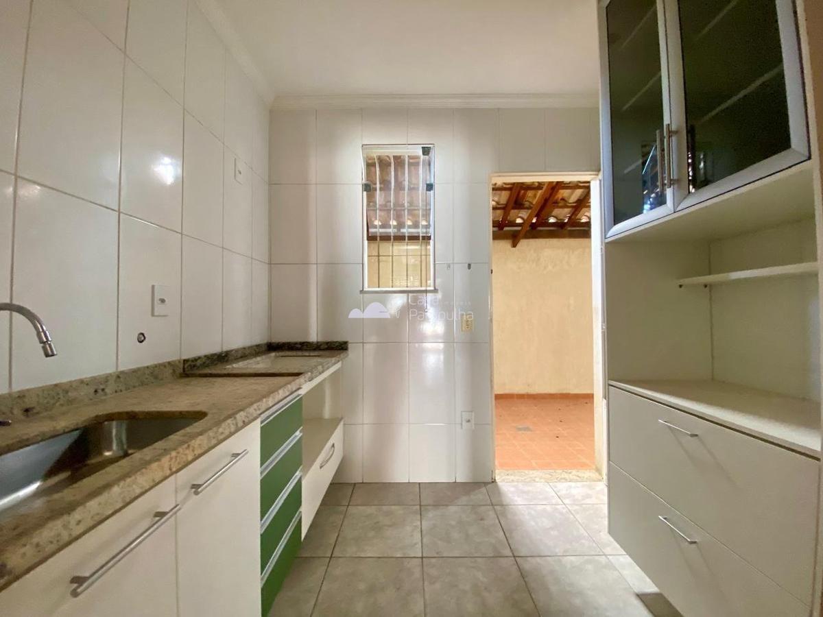 Casa, Piratininga (venda Nova), 2 Quartos, 2 Vagas