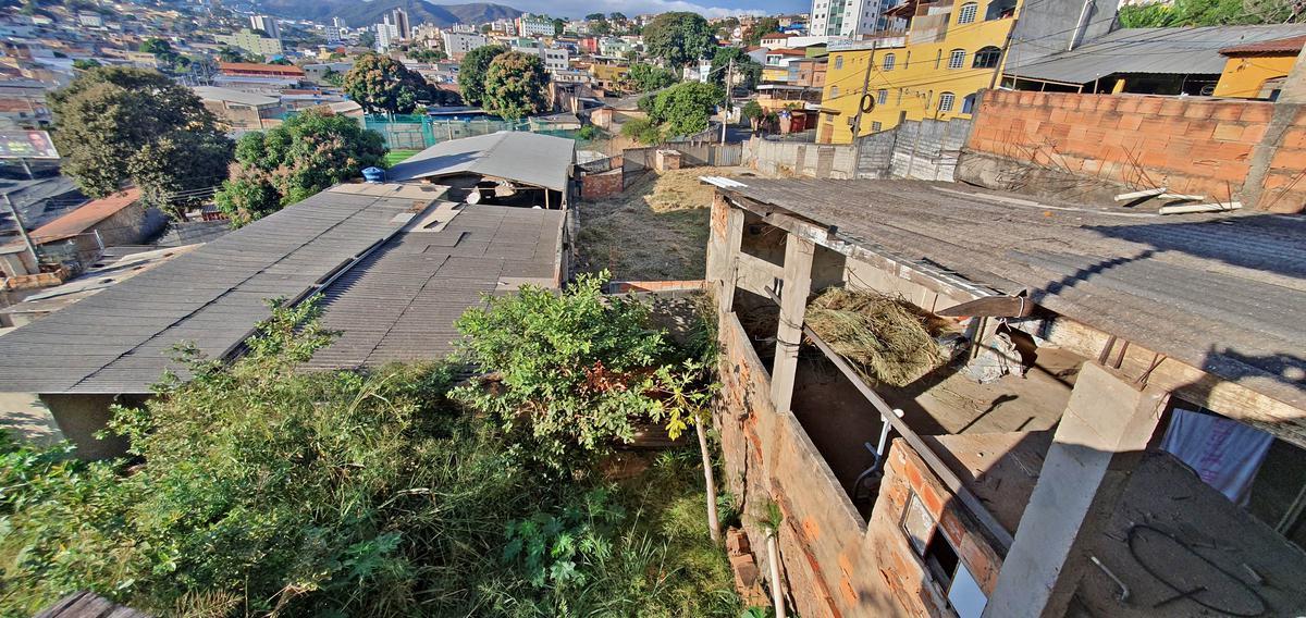 Casa, Jardim América, 4 Quartos, 0 Vaga