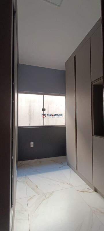 Casa, Alegre, 3 Quartos, 2 Vagas, 1 Suíte