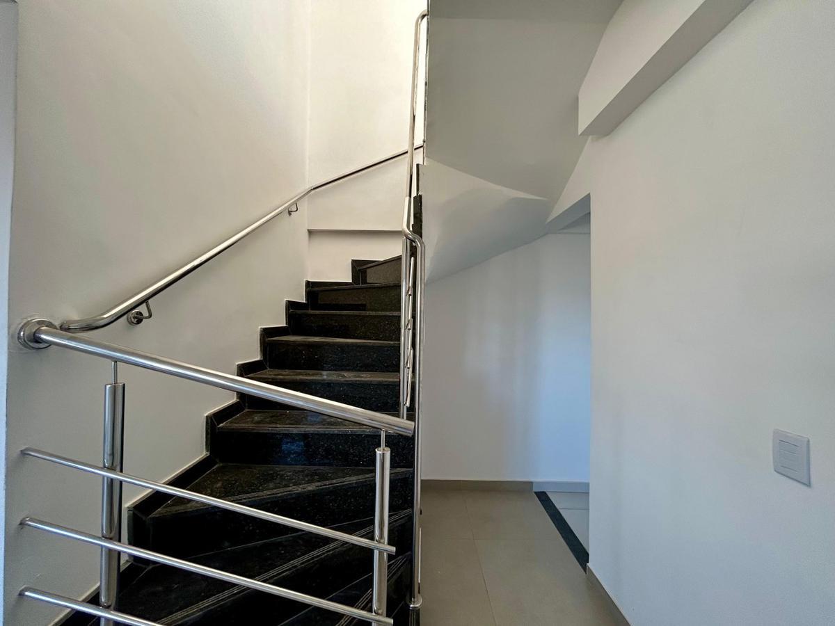 Cobertura, Centro, 3 Quartos, 2 Vagas, 1 Suíte