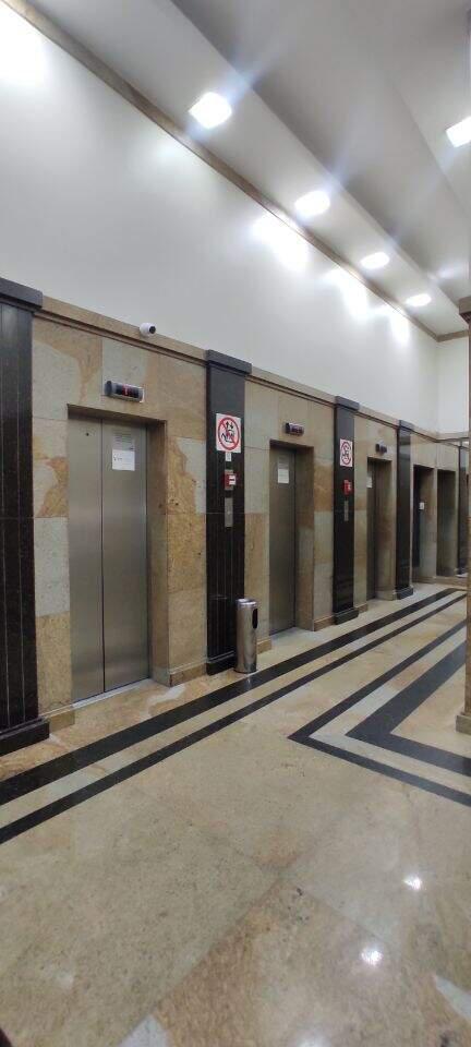 Sala, Funcionários, 0 Quarto, 1 Vaga