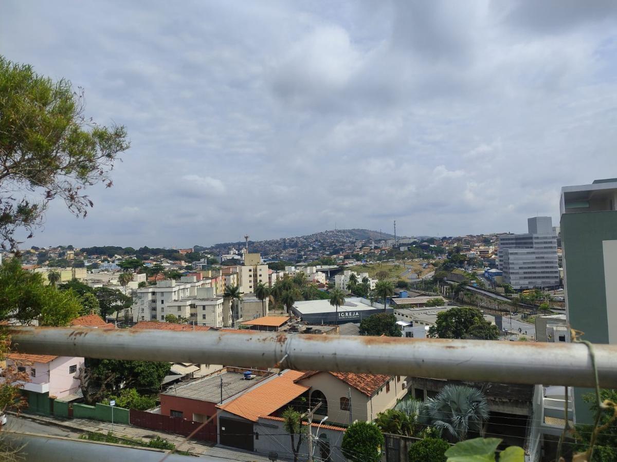 Cobertura, Vila Clóris, 3 Quartos, 2 Vagas, 1 Suíte