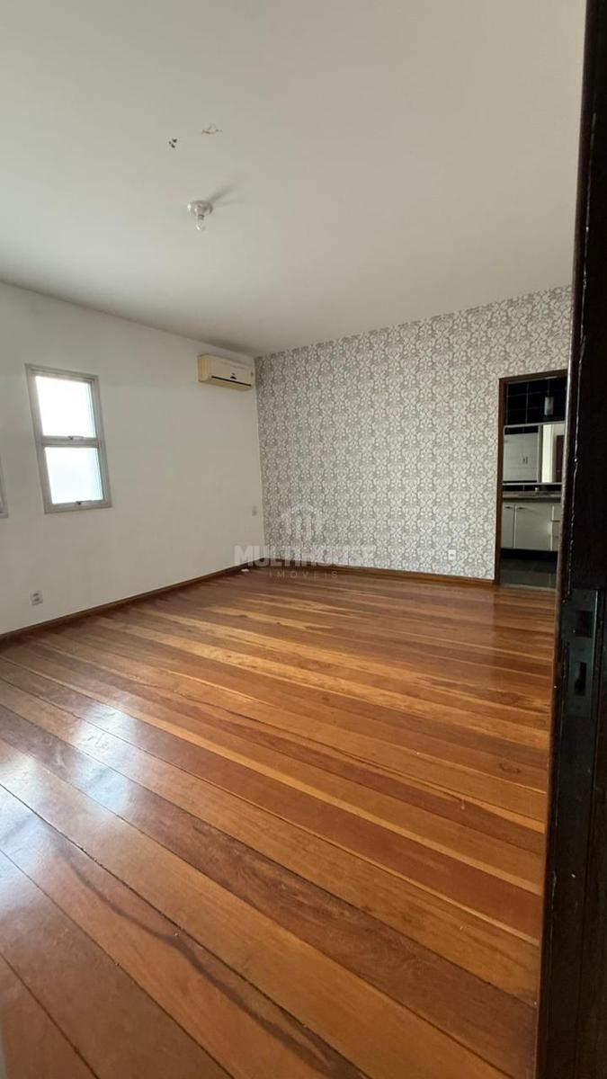 Casa, Castelo, 4 Quartos, 4 Vagas, 4 Suítes