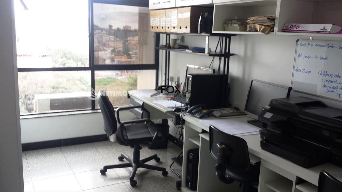 Sala, Santa Efigênia, 0 Quarto, 2 Vagas