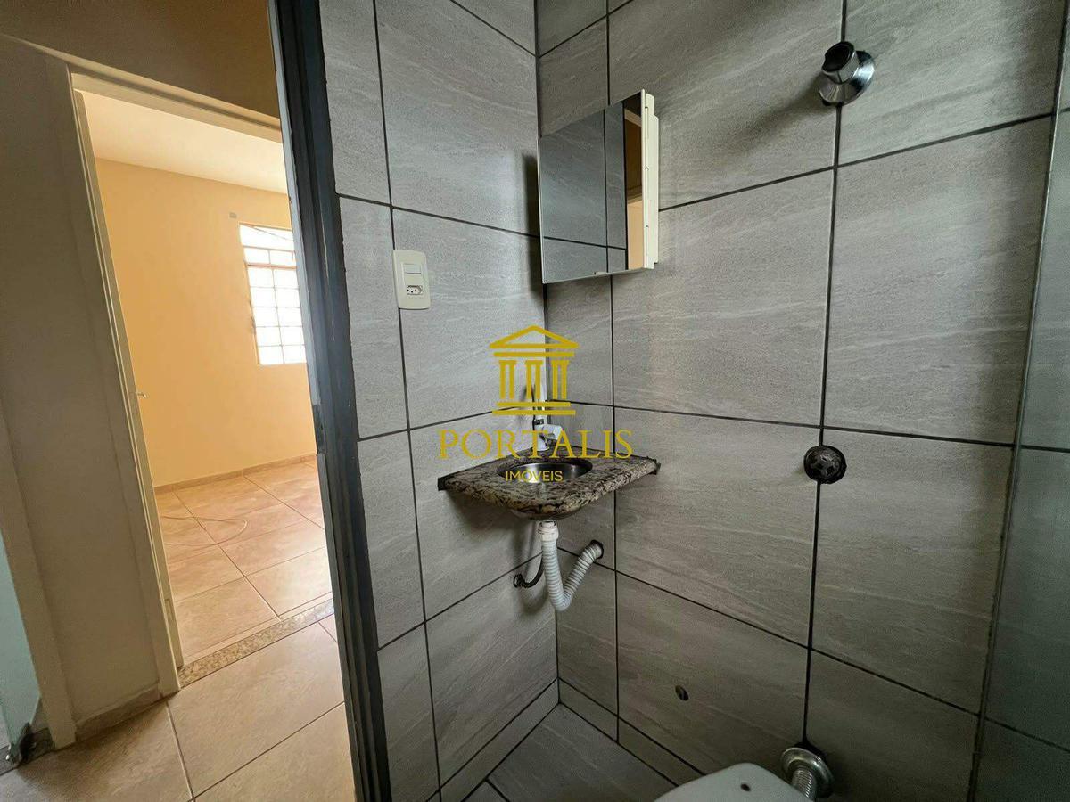 Apartamento, Sagrada Família, 2 Quartos, 1 Vaga