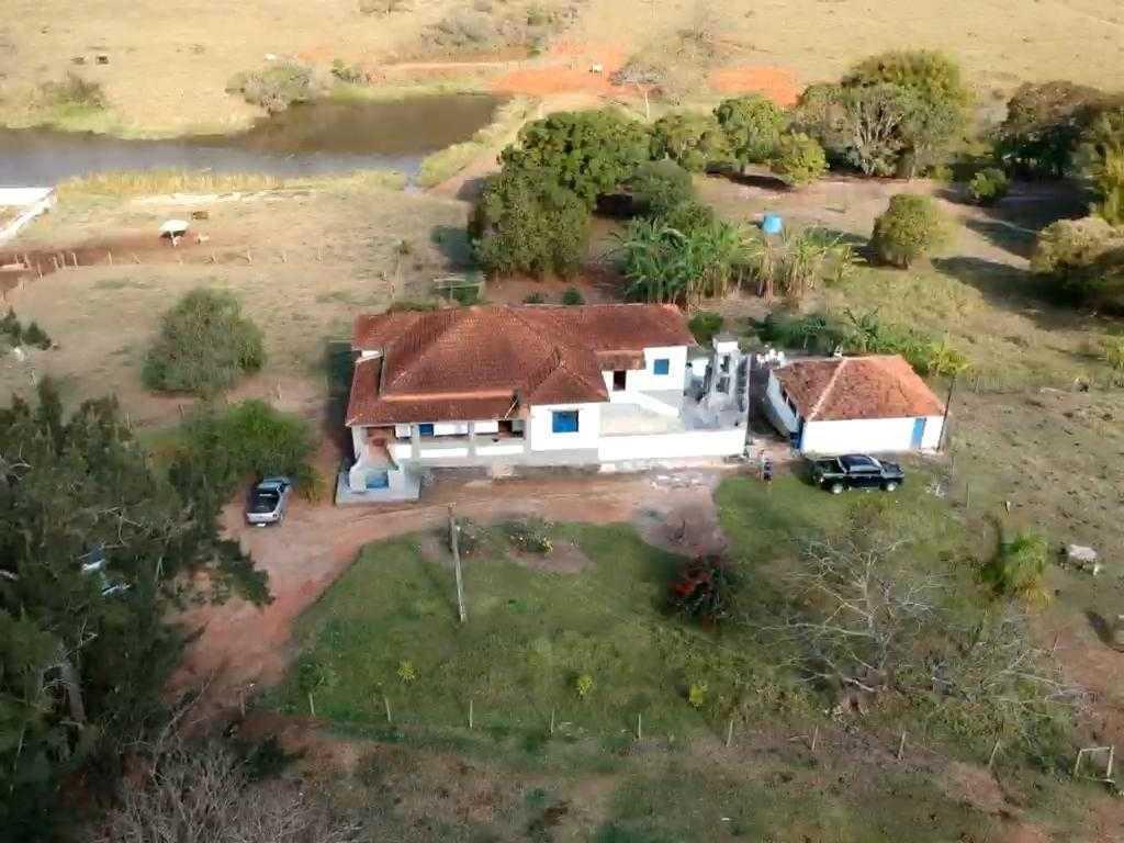Fazenda, Zona Rural, 4 Quartos, 0 Vaga