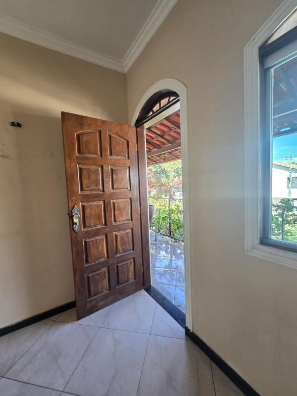 Casa, Trevo, 4 Quartos, 3 Vagas, 1 Suíte