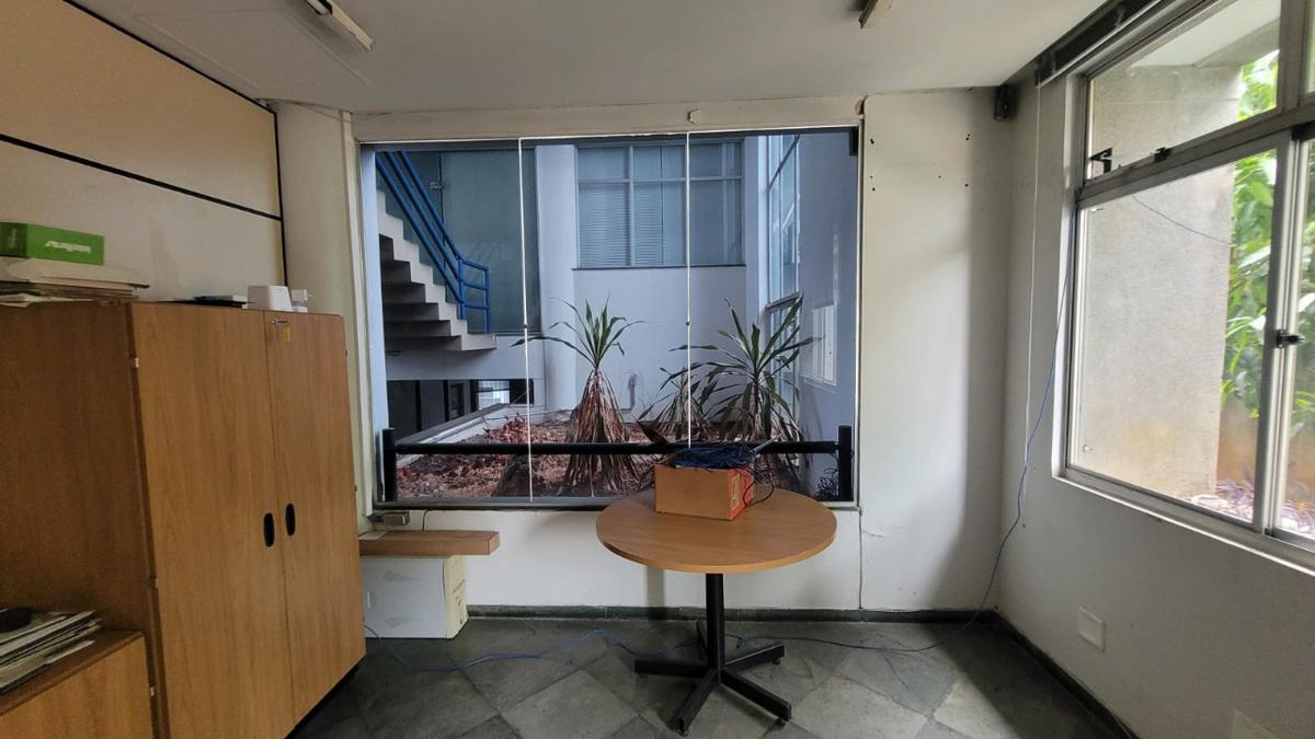 Prédio, São Francisco, 0 Quarto, 0 Vaga