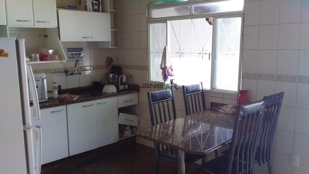 Casa, Lindéia, 4 Quartos, 3 Vagas, 2 Suítes