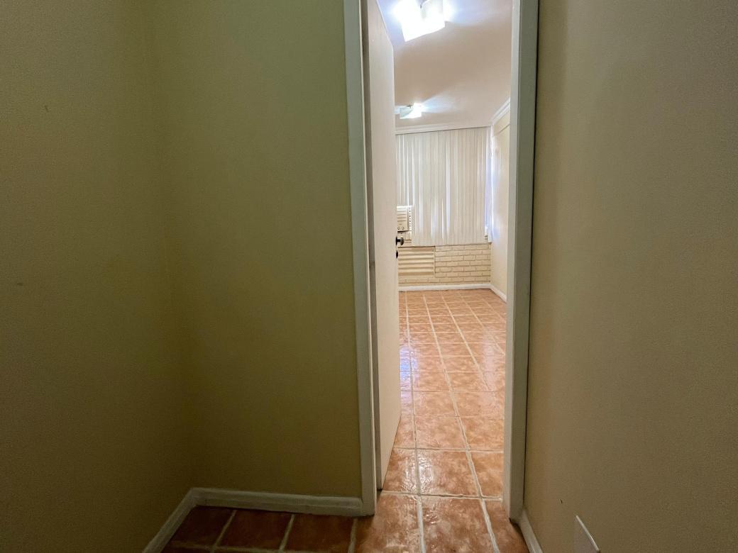 Sala, Barro Preto, 0 Quarto, 1 Vaga