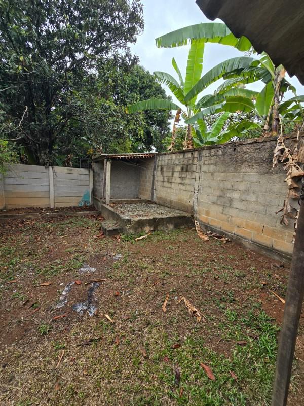 Casa, Chácara Novo Horizonte, 2 Quartos, 0 Vaga, 1 Suíte