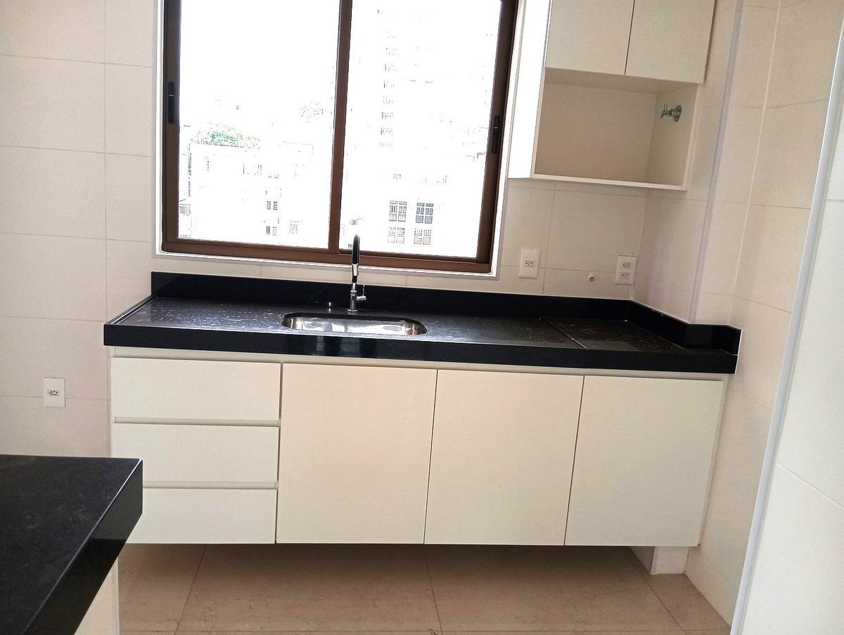 Apartamento, Floresta, 2 Quartos, 2 Vagas, 2 Suítes