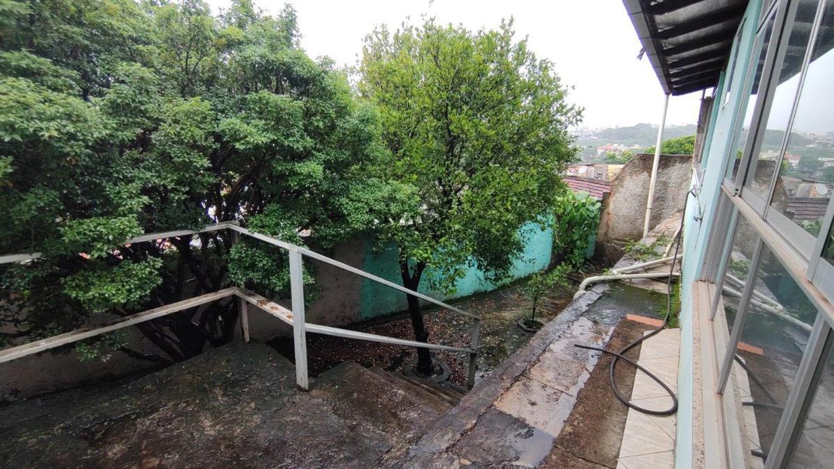 Galpão, Das Industrias I (barreiro), 0 Quarto, 0 Vaga