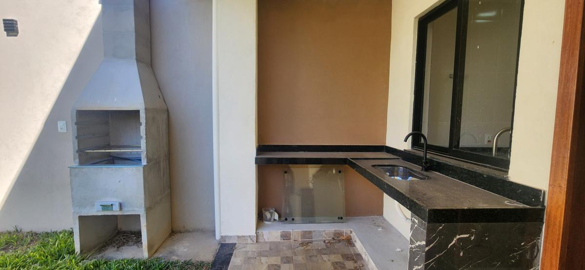 Casa, Vila dos Ipês, 3 Quartos, 3 Vagas, 1 Suíte