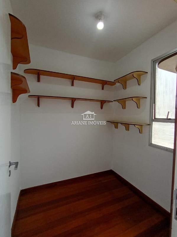 Apartamento, Funcionários, 2 Quartos, 2 Vagas, 1 Suíte