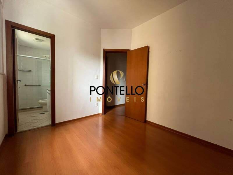 Apartamento, Estoril, 3 Quartos, 1 Vaga, 1 Suíte