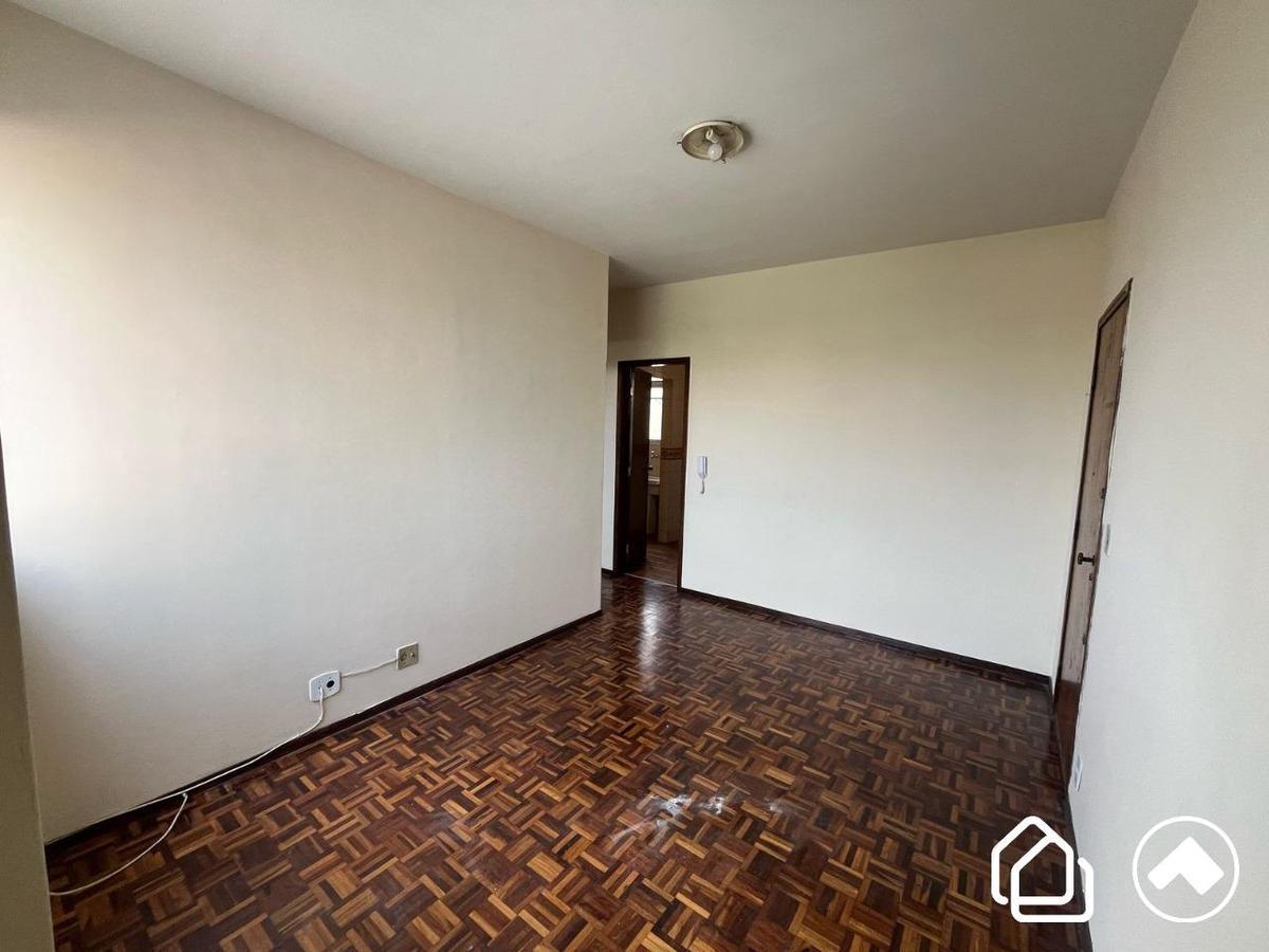 Apartamento, Floresta, 1 Quarto, 1 Vaga