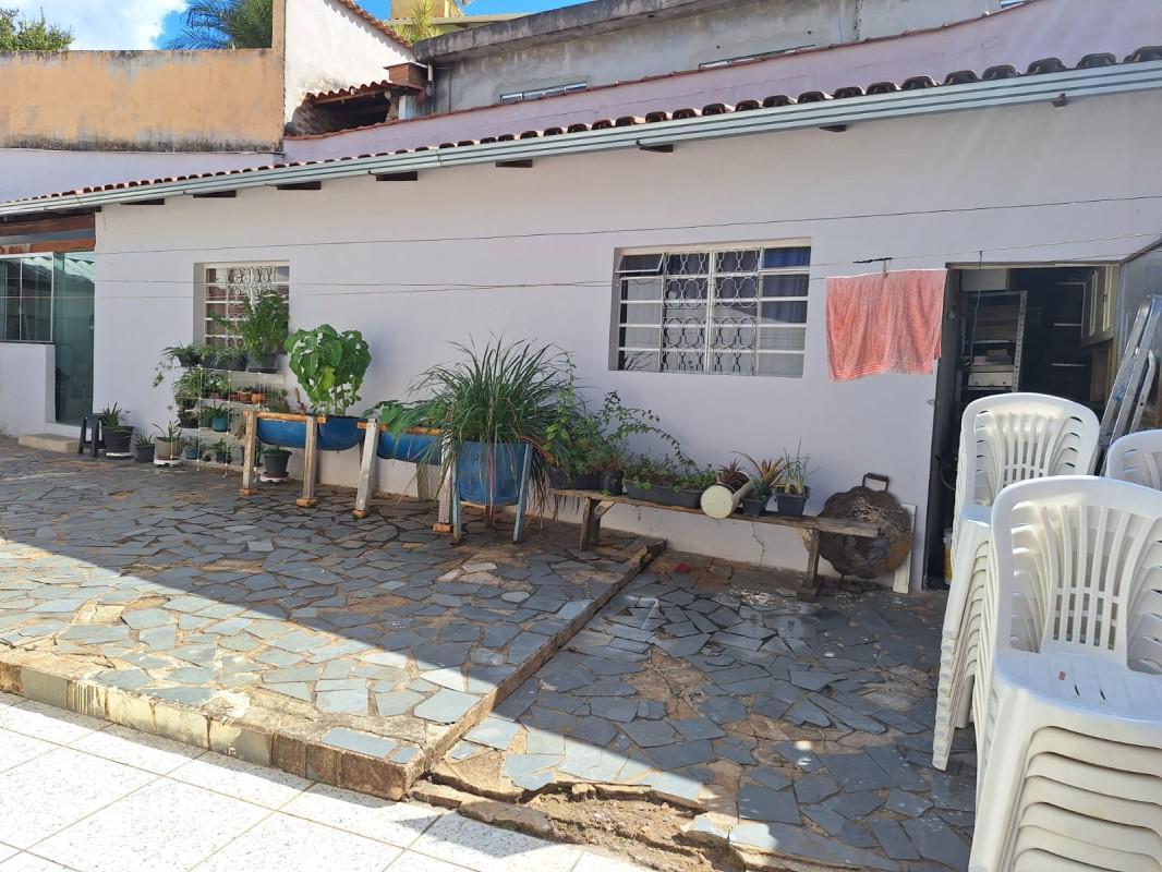 Casa, Tirol, 3 Quartos, 3 Vagas, 1 Suíte