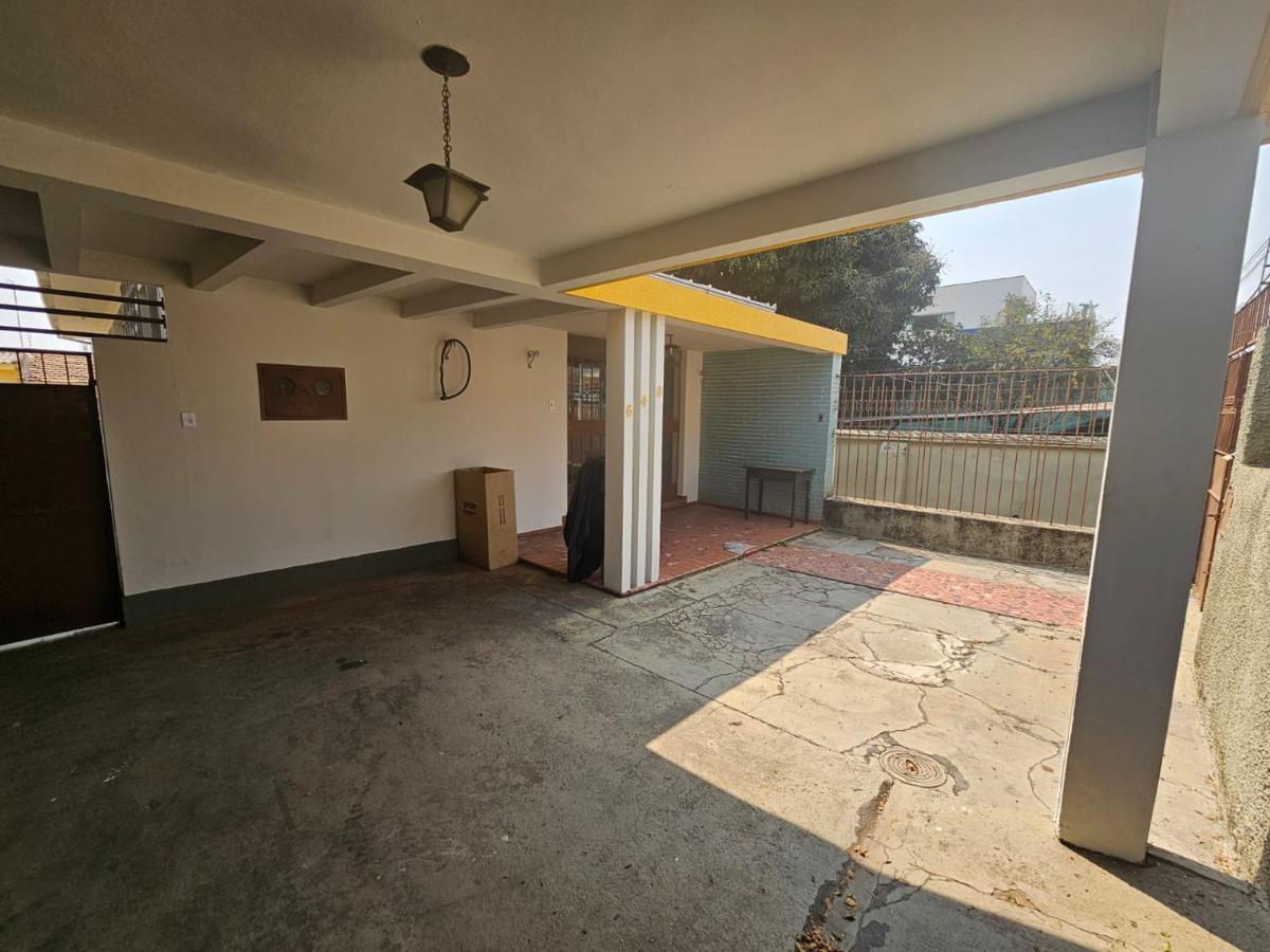 Casa, Cachoeirinha, 4 Quartos, 2 Vagas