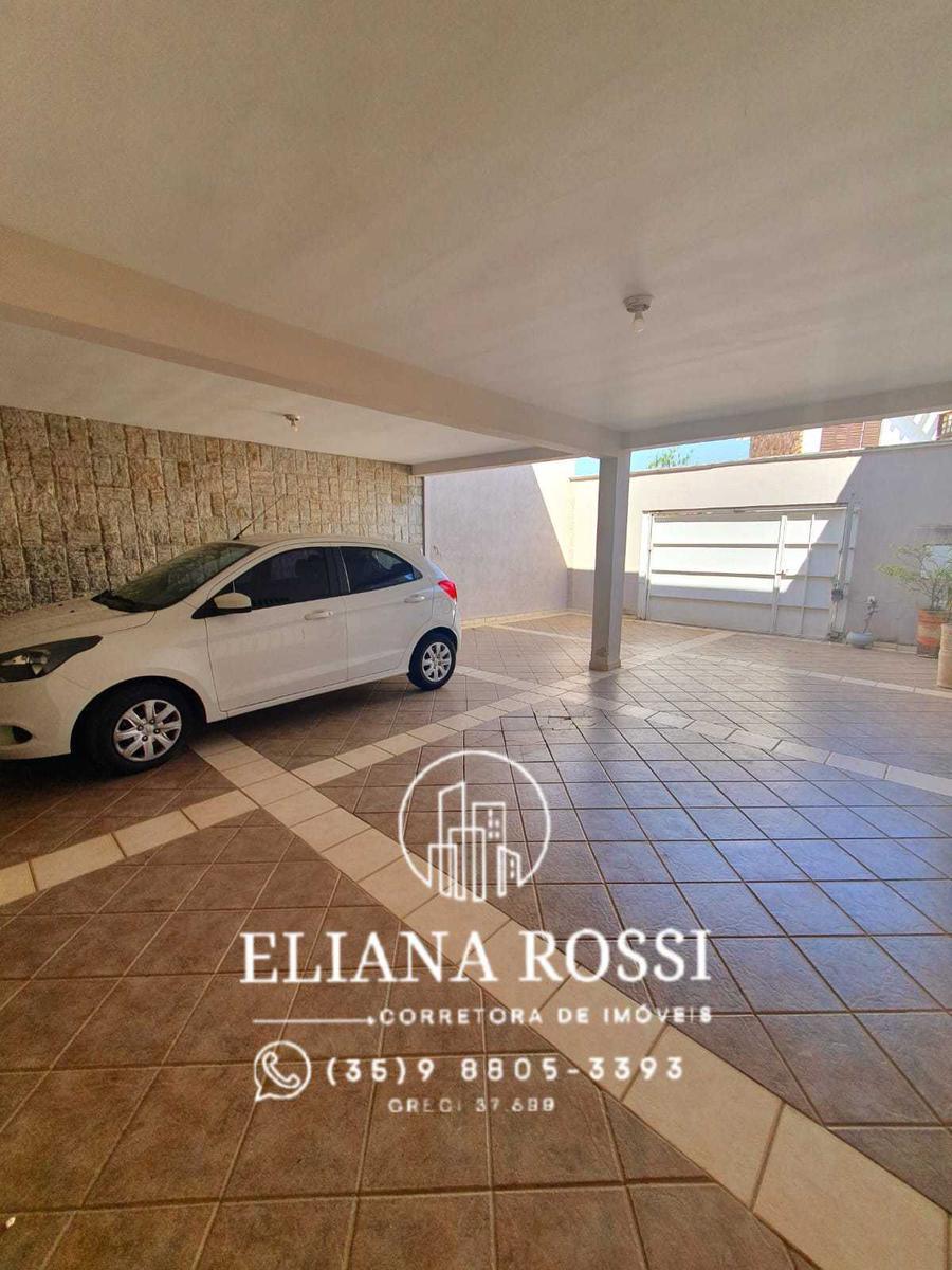 Casa, Campos Elíseos, 3 Quartos, 4 Vagas, 1 Suíte