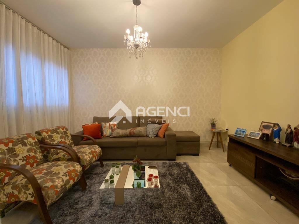 Casa, Santa Maria, 3 Quartos, 0 Vaga, 0 Suíte