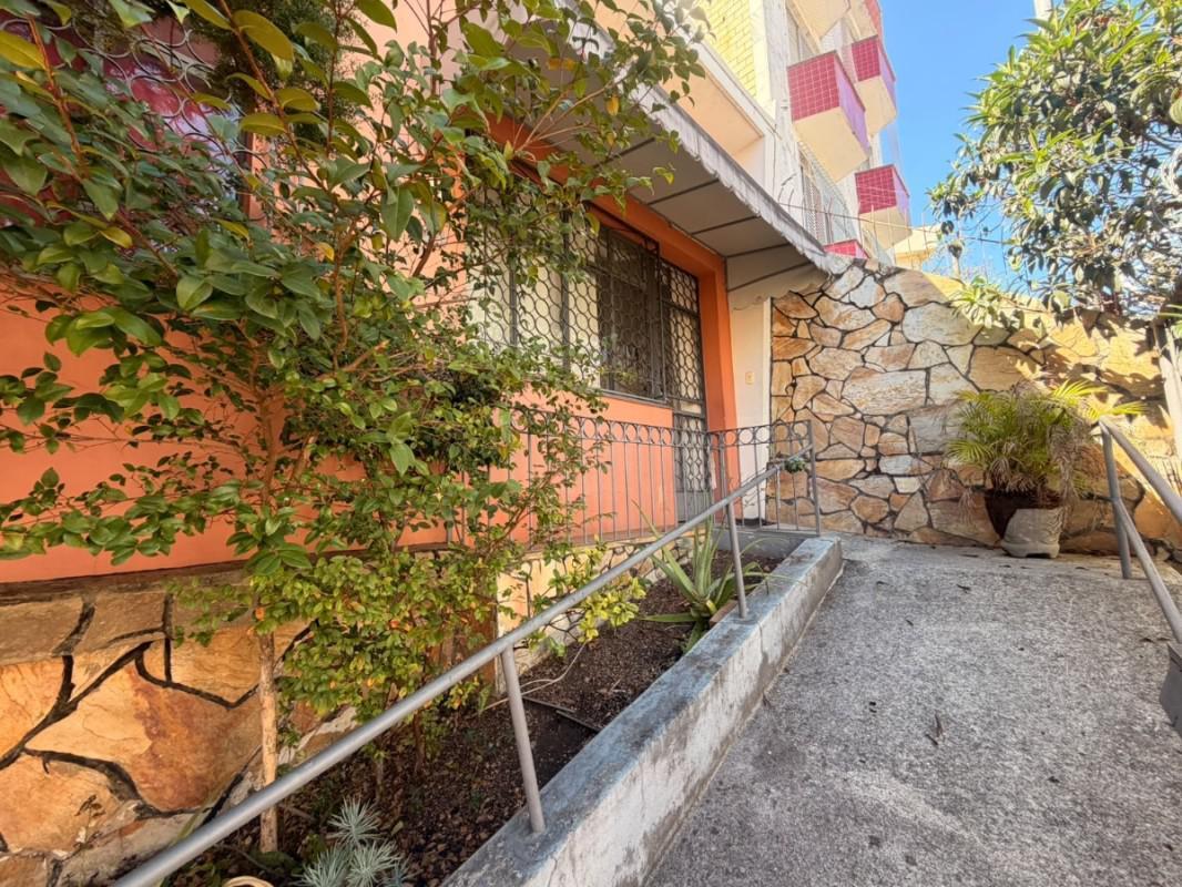 Casa, Prado, 4 Quartos, 2 Vagas, 1 Suíte