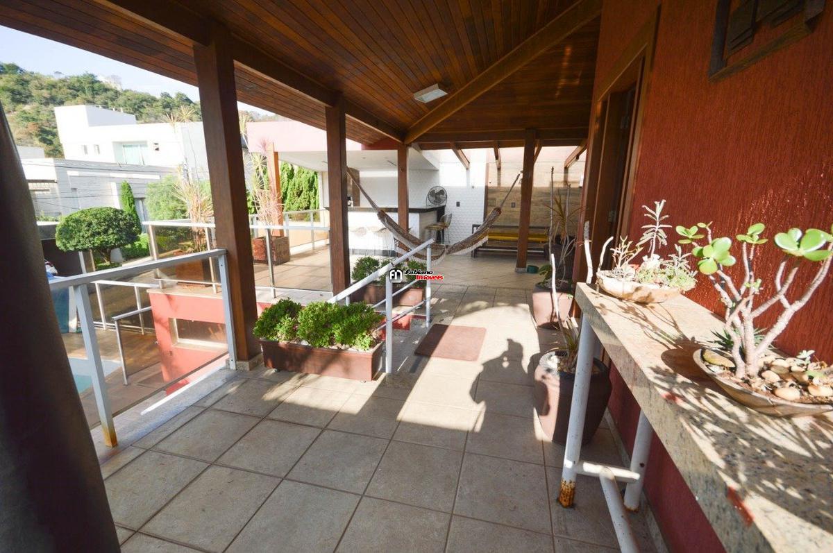 Casa, Paquetá, 5 Quartos, 4 Vagas, 3 Suítes