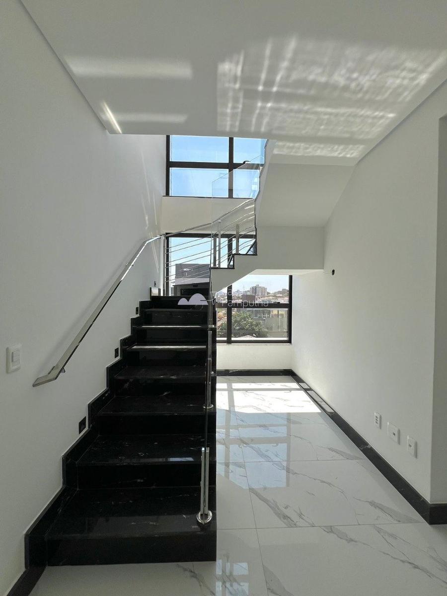 Apartamento, Itapoã, 4 Quartos, 3 Vagas, 1 Suíte