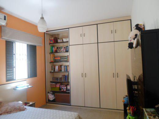 Casa, Santa Mônica, 3 Quartos, 4 Vagas, 1 Suíte
