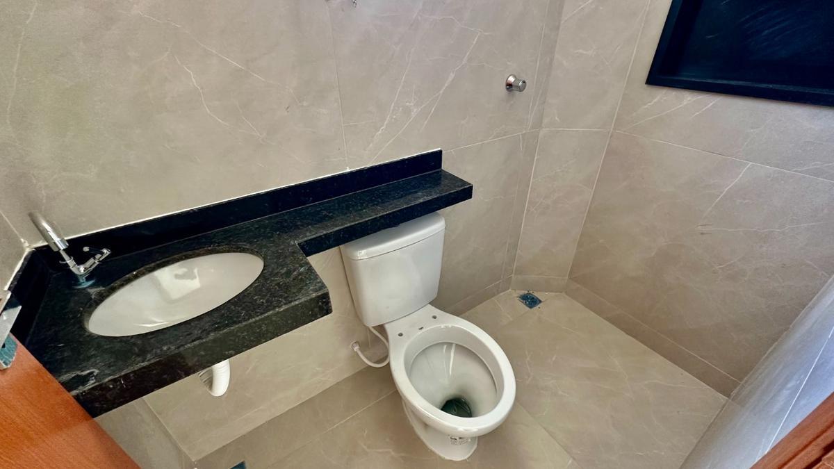 Casa, Piratininga (venda Nova), 2 Quartos, 1 Vaga, 2 Suítes