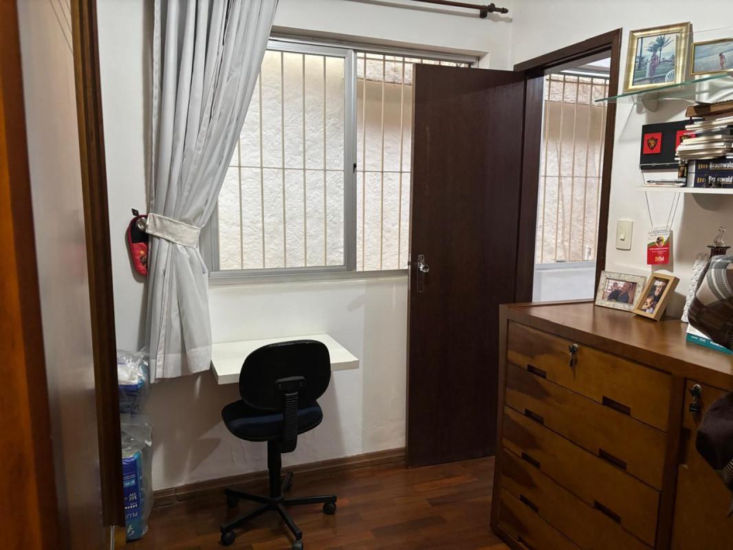 Casa, Jardim América, 5 Quartos, 5 Vagas, 2 Suítes