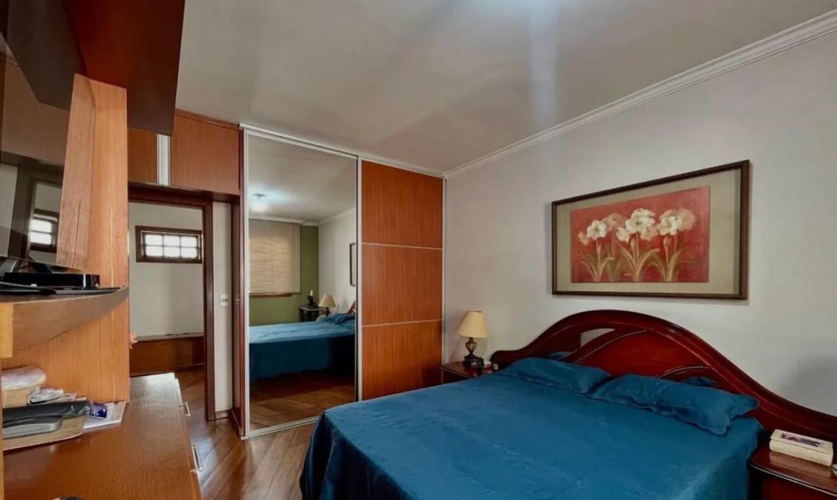 Casa, Nova Esperança, 4 Quartos, 4 Vagas, 1 Suíte